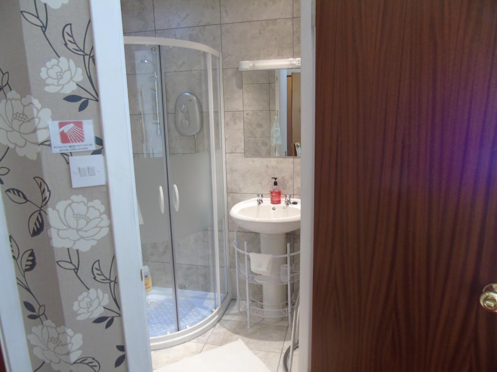 Jomarnic B&B Lossiemouth ภายนอก รูปภาพ