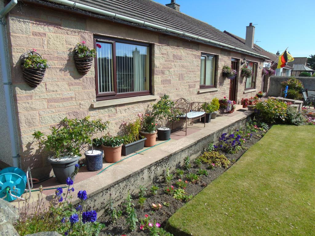 Jomarnic B&B Lossiemouth ภายนอก รูปภาพ