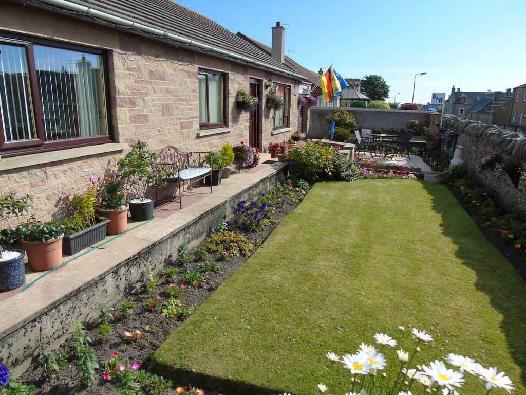 Jomarnic B&B Lossiemouth ภายนอก รูปภาพ