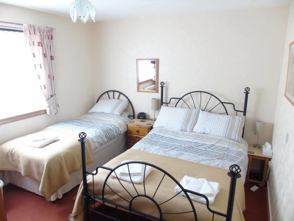 Jomarnic B&B Lossiemouth ภายนอก รูปภาพ